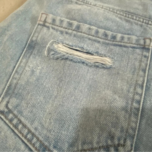 Guess denim distressed short in light blue washed casual Size 26 - Picture 7 of 13
